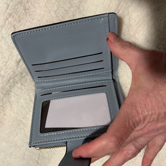 Floral Blue and White Women's Wallet - Picture 2 of 3